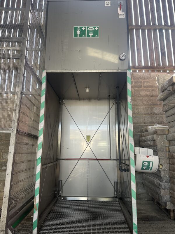 Safety Shower - Image 4